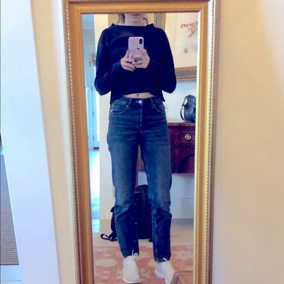 H&M High-Waisted Straight Leg Jeans - Picture 2 of 9